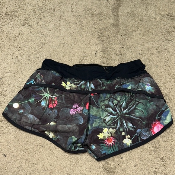 Lululemon Athletica Black Floral Athletic Shorts - Picture 2 of 4